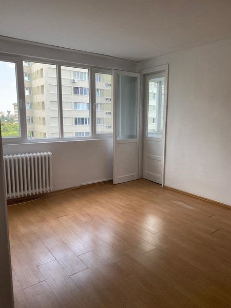 Obor, Colentina, Teiul Doamnei, Sectia 7 de Politie, semistradal