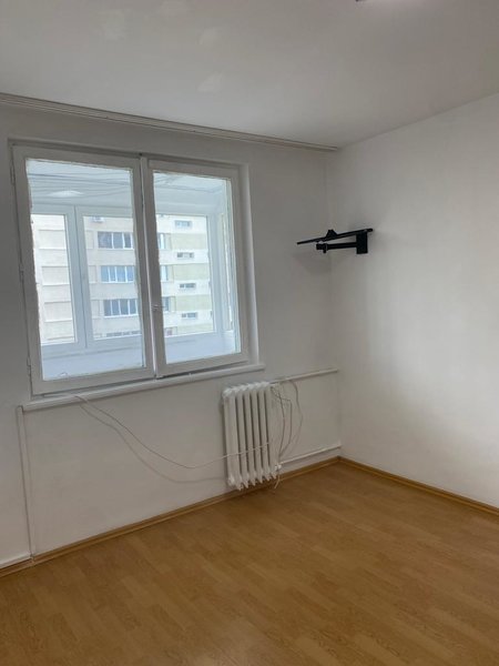Obor, Colentina, Teiul Doamnei, Sectia 7 de Politie, semistradal