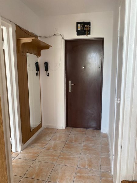 Obor, Colentina, Teiul Doamnei, Sectia 7 de Politie, semistradal